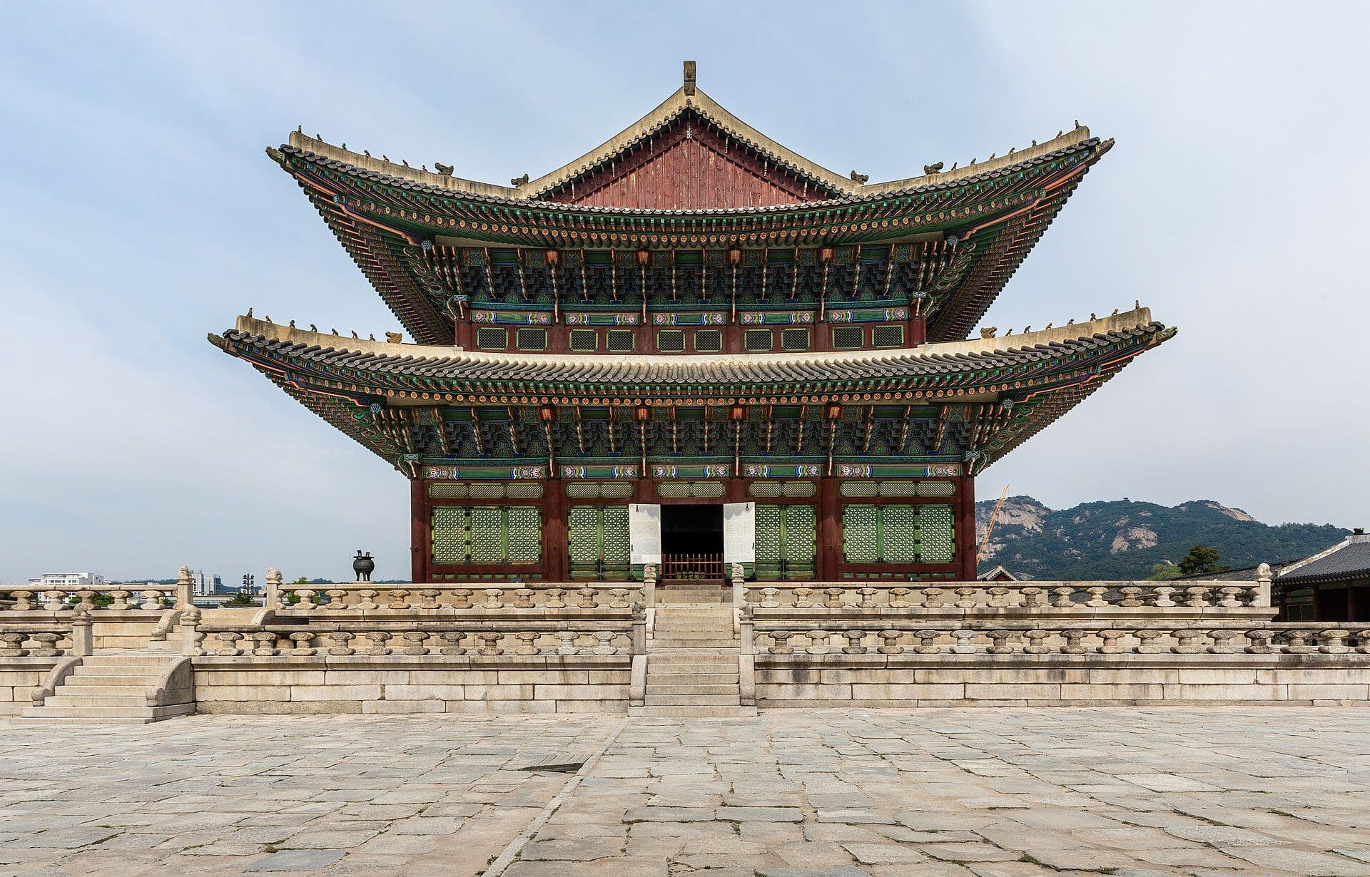 Le hall du trône Geunjeongjeon, au palais Gyeongbokgung de Séoul.