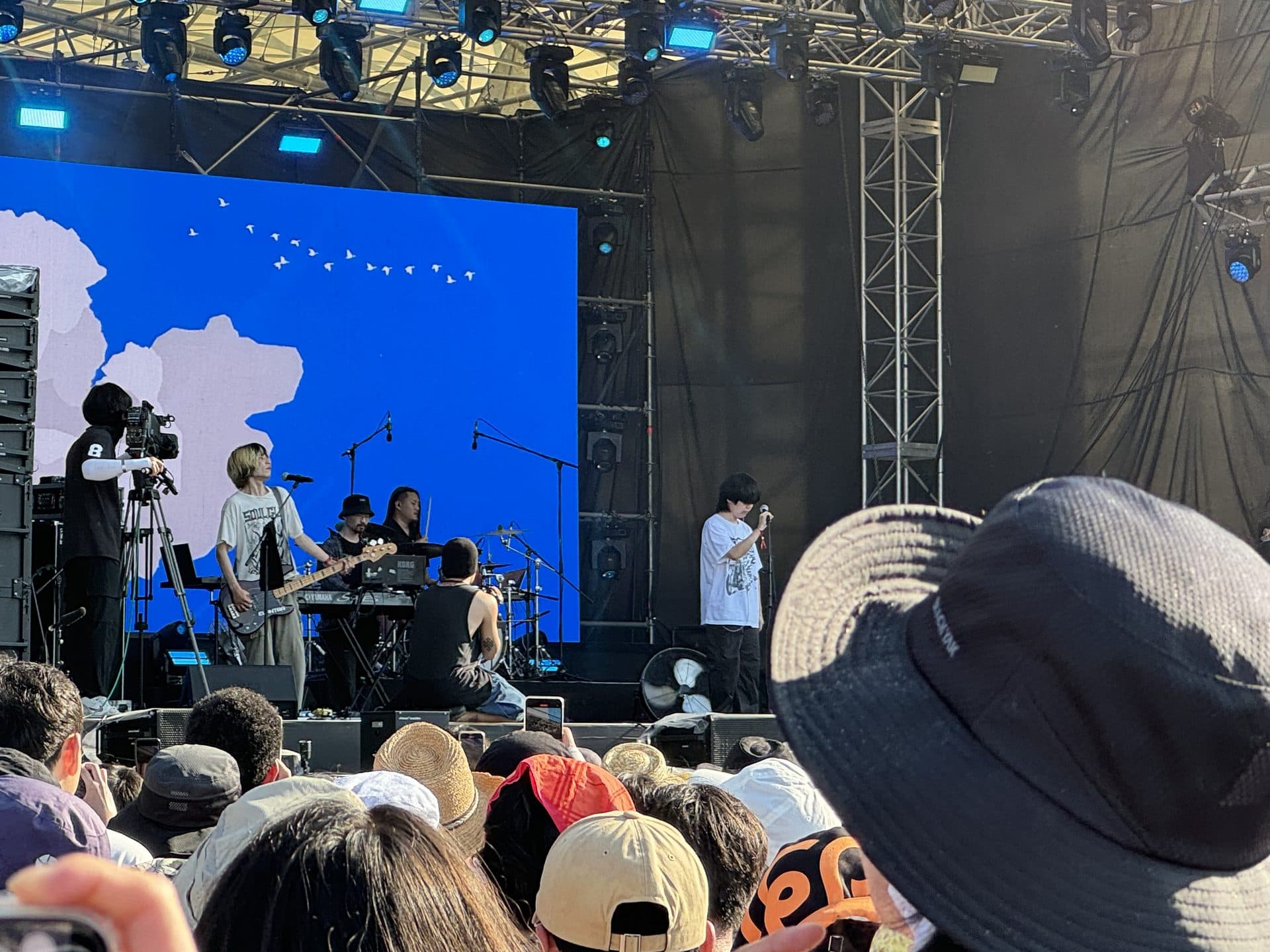 Le projet coréen Parannoul sur scène au Pentaport Rock Festival, en août 2024.